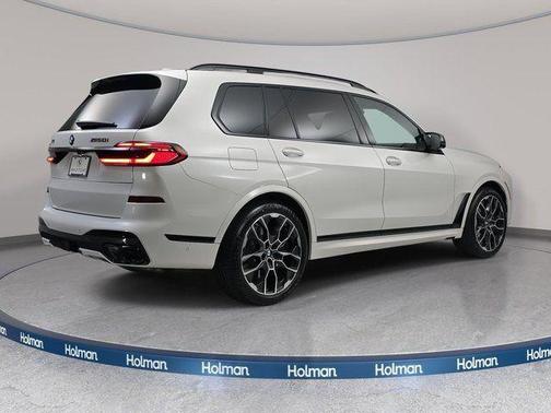 2026 BMW X7 M60i