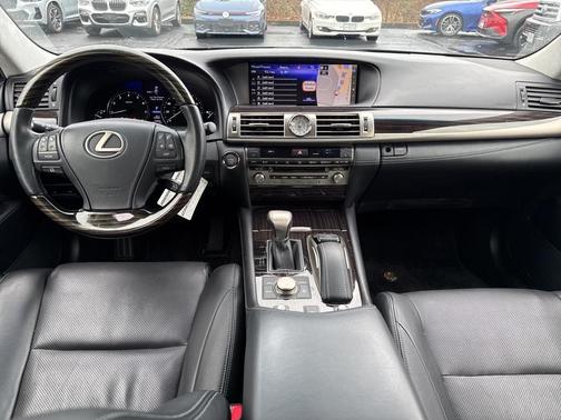 2016 Lexus LS 460 Base