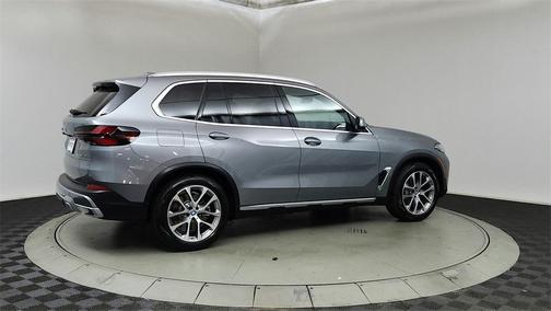 2025 BMW X5 PHEV xDrive50e