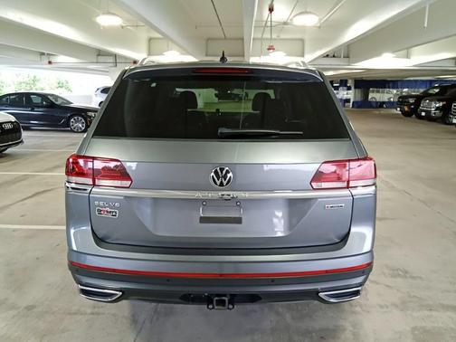 Platinum Gray Metallic 2021 Volkswagen Atlas 3.6 V6 SEL Premium