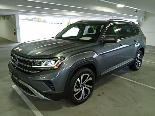 Platinum Gray Metallic 2021 Volkswagen Atlas 3.6 V6 SEL Premium