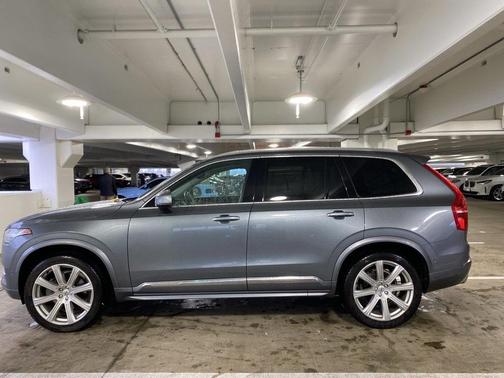 2019 Volvo XC90 T6 Inscription