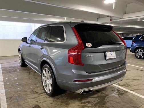 2019 Volvo XC90 T6 Inscription