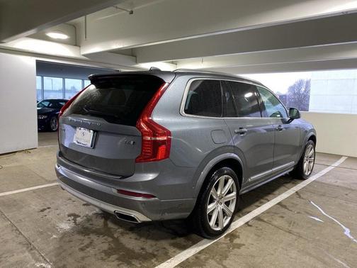 2019 Volvo XC90 T6 Inscription