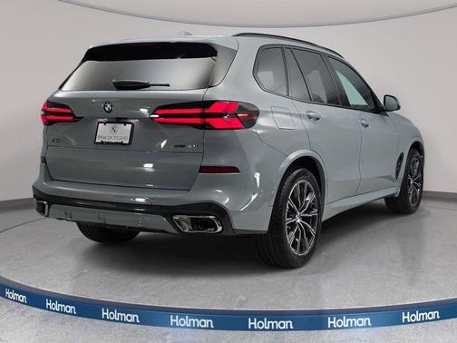Gray Metallic 2026 BMW X5 xDrive40i