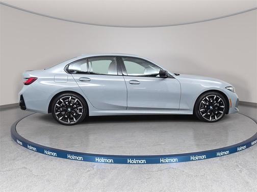 2025 BMW 330 i xDrive