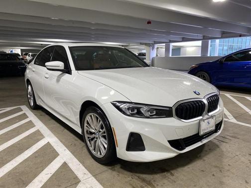 2023 BMW 330 i xDrive