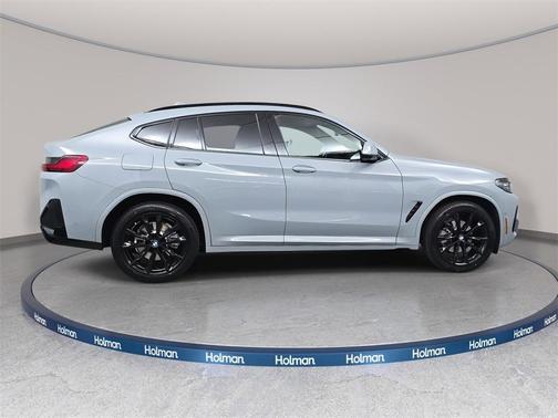 2023 BMW X4 xDrive30i