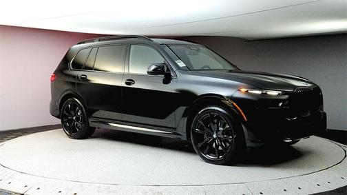 2026 BMW X7 M60i