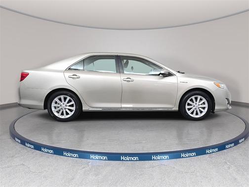 2014 Toyota Camry Hybrid XLE
