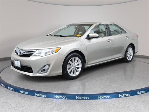 2014 Toyota Camry Hybrid XLE