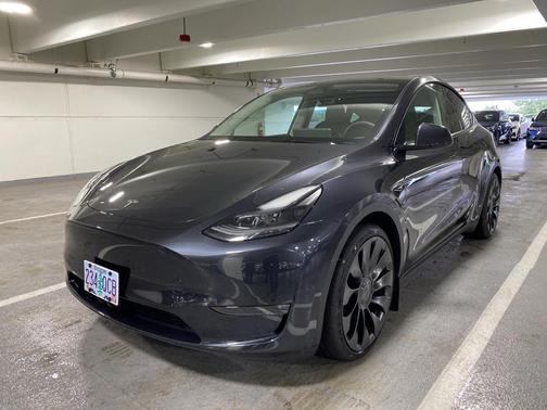 2024 Tesla Model Y Performance