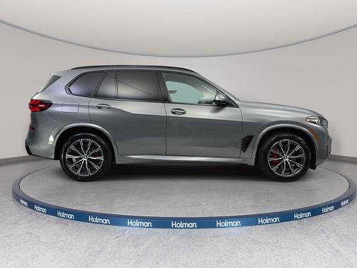 Gray Metallic 2026 BMW X5 xDrive40i