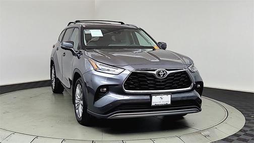 2024 Toyota Highlander Platinum