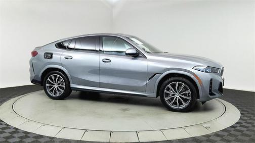 2025 BMW X6 xDrive40i