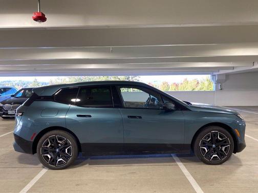 Blue Ridge Mountain Metallic 2024 BMW iX xDrive50