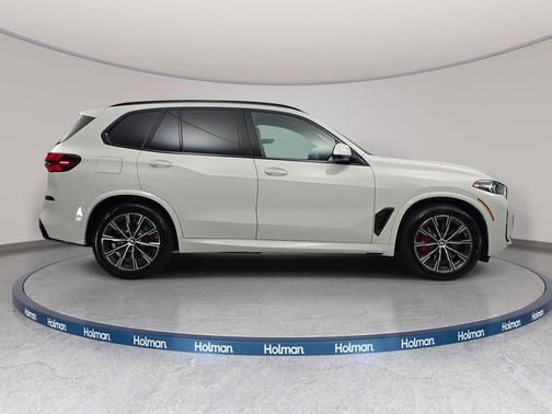 Alpine White 2026 BMW X5 PHEV xDrive50e