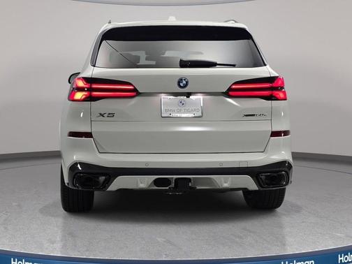 Alpine White 2026 BMW X5 PHEV xDrive50e