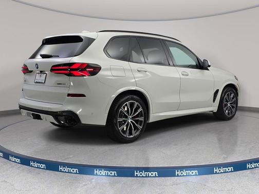 Alpine White 2026 BMW X5 PHEV xDrive50e