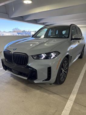Brooklyn Gray Metallic 2024 BMW X5 PHEV xDrive50e