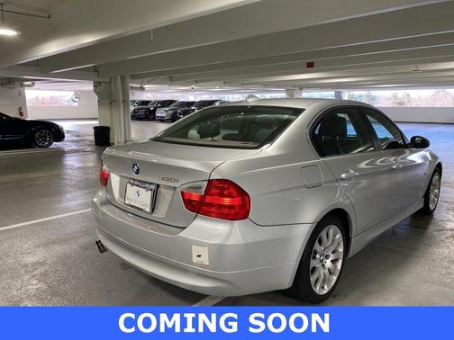 2006 BMW 330 i