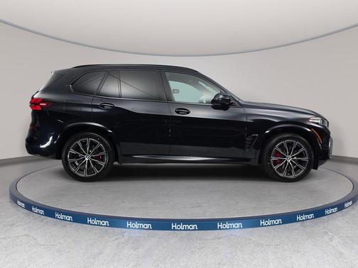 Carbon Black Metallic 2026 BMW X5 xDrive40i