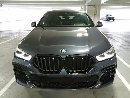 2022 BMW X6 xDrive40i