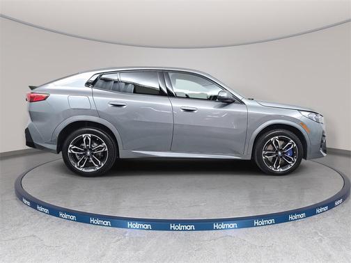 2025 BMW X2 xDrive28i