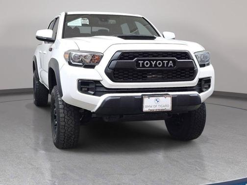Super White 2019 Toyota Tacoma TRD Pro