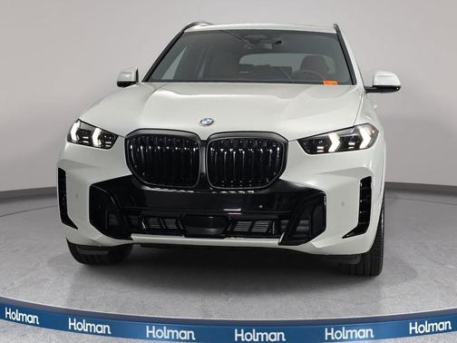 Mineral White Metallic 2026 BMW X5 xDrive40i