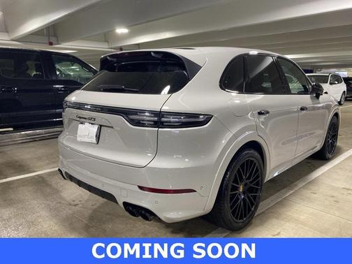 2023 Porsche Cayenne GTS