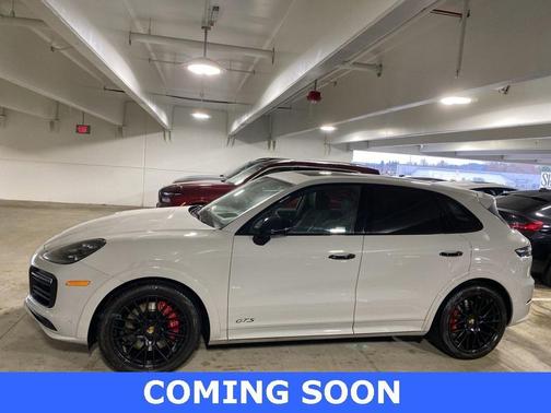 2023 Porsche Cayenne GTS