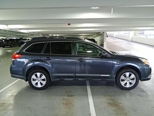 2012 Subaru Outback 3.6R Limited