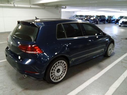 Night Blue Metallic 2019 Volkswagen Golf GTI 2.0T Autobahn