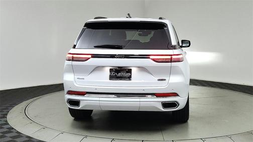 2023 Jeep Grand Cherokee Overland