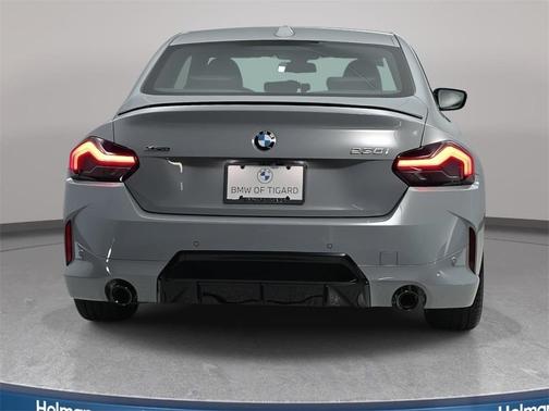 2026 BMW 230 i xDrive