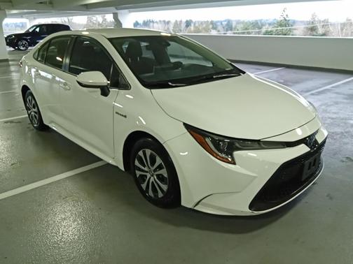 2020 Toyota Corolla Hybrid LE