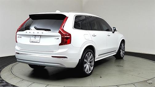 2022 Volvo XC90 T6 Inscription 6 Passenger