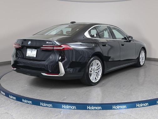 2024 BMW 530 i xDrive