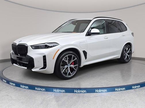 Mineral White Metallic 2025 BMW X5 PHEV xDrive50e