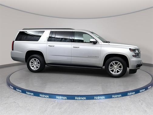 2017 Chevrolet Suburban LT