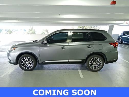 2016 Mitsubishi Outlander 