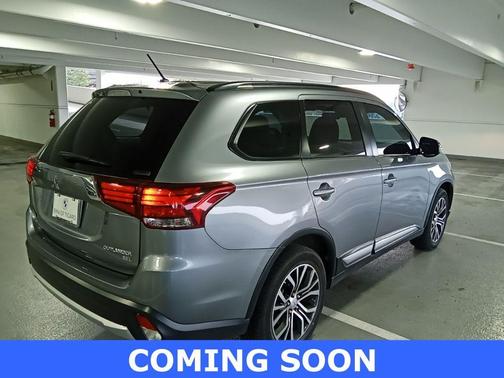 2016 Mitsubishi Outlander 