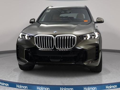 Manhattan Green Metallic 2026 BMW X5 xDrive40i