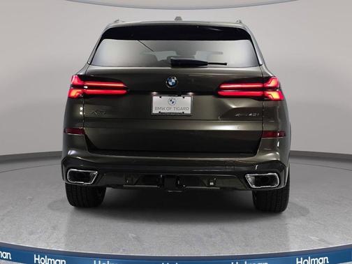 Manhattan Green Metallic 2026 BMW X5 xDrive40i