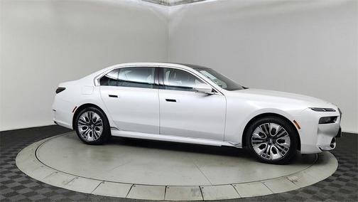 2024 BMW i7 xDrive60