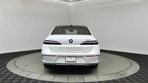 2024 BMW i7 xDrive60