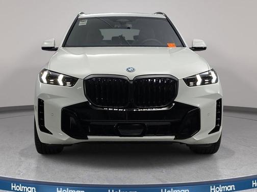 Alpine White 2026 BMW X5 PHEV xDrive50e