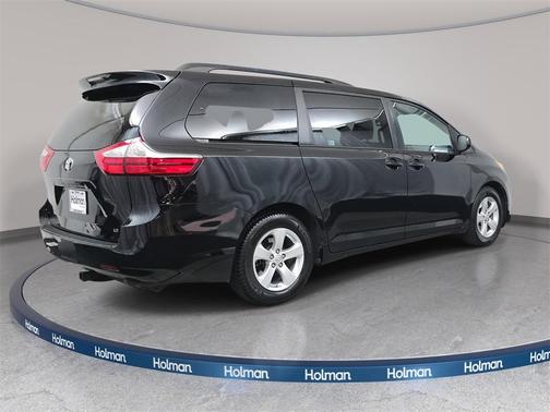 2016 Toyota Sienna L