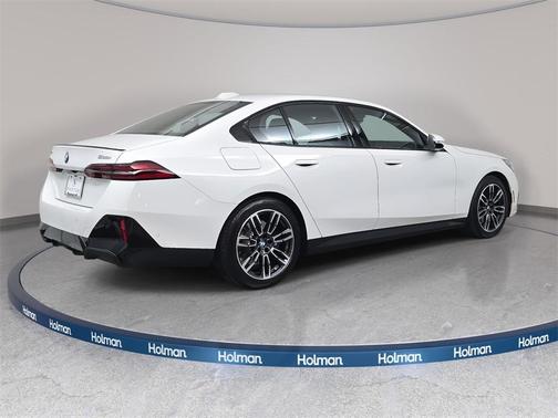 2025 BMW 530 i xDrive